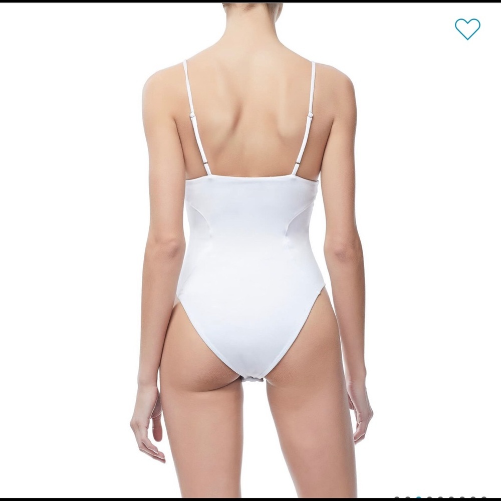 Good American Not So Basic Camisole Bodysuit Whit… - image 4